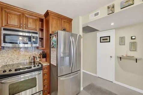 1000 Parkview Drive Hallandale Beach FL 33009