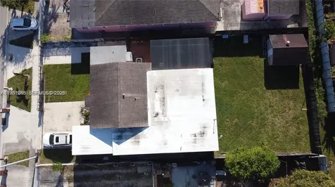 848 E 24th Street Hialeah FL 33013