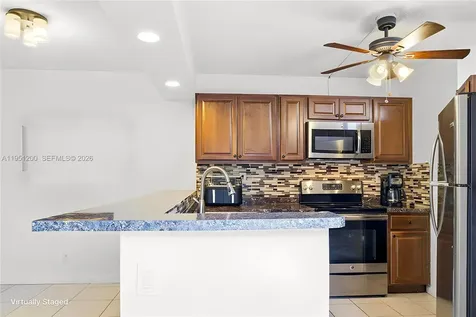 23024 Oxford Place Boca Raton FL 33433