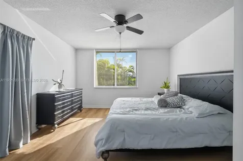 23024 Oxford Place Boca Raton FL 33433