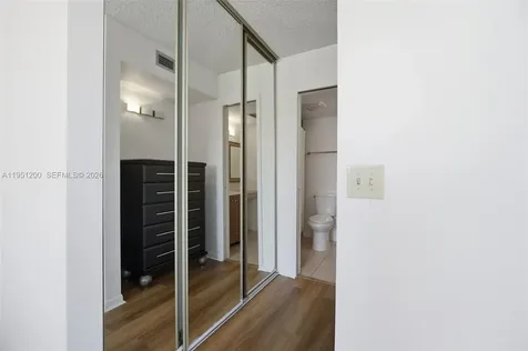 23024 Oxford Place Boca Raton FL 33433