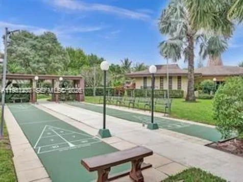 4805 NW 35th Street Lauderdale Lakes FL 33319