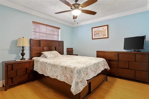 798 Verona Lake Drive Weston FL 33326