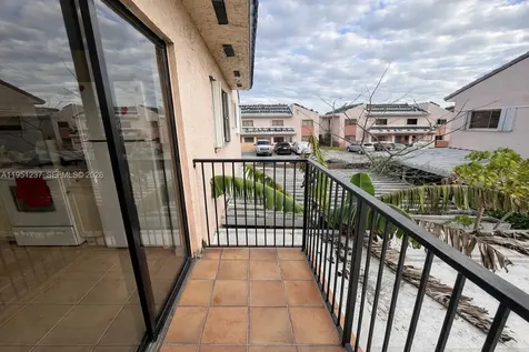 2871 W 76th Street Hialeah FL 33018