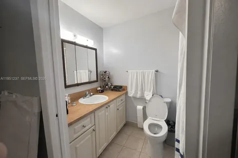 2871 W 76th Street Hialeah FL 33018
