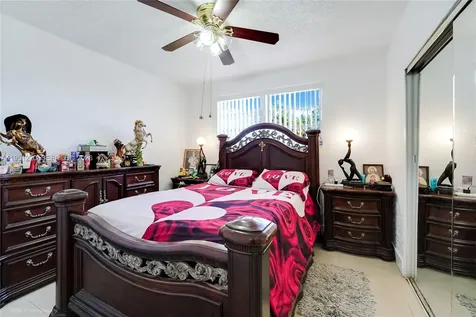 860 SE 7th Avenue Hialeah FL 33010