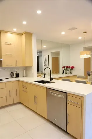 1085 River Birch Street Hollywood FL 33019