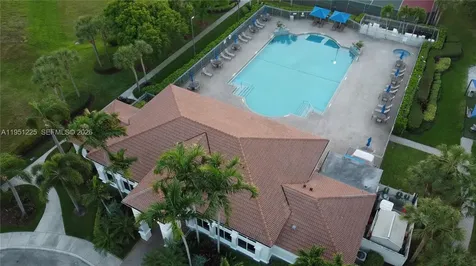 1085 River Birch Street Hollywood FL 33019