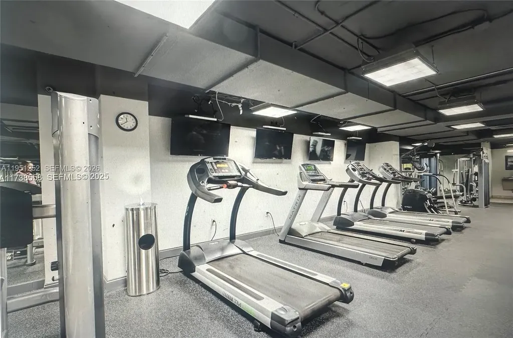 3020 NE 32nd Avenue Fort Lauderdale FL 33308