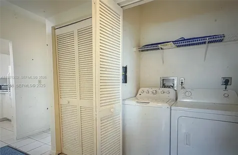 3020 NE 32nd Avenue Fort Lauderdale FL 33308