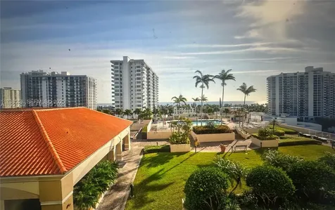 3020 NE 32nd Avenue Fort Lauderdale FL 33308