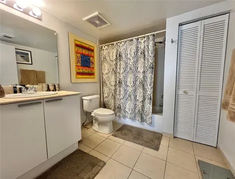 16699 Collins Avenue Sunny Isles Beach FL 33160