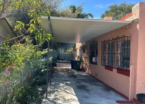 1328 NW 31st Street Miami FL 33142