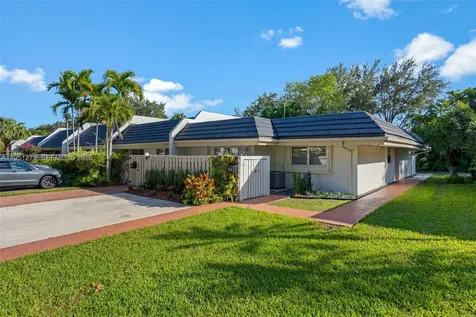 8134 SW 83rd Street Miami FL 33143