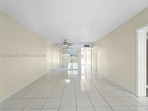 6005 Del Lago Circle Sunrise FL 33313