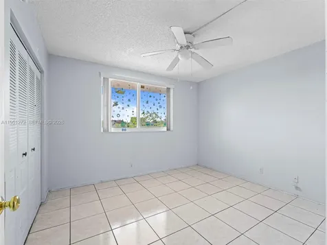 6005 Del Lago Circle Sunrise FL 33313