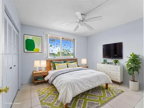 6005 Del Lago Circle Sunrise FL 33313