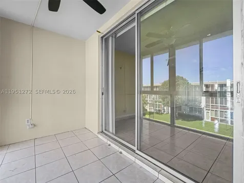 6005 Del Lago Circle Sunrise FL 33313