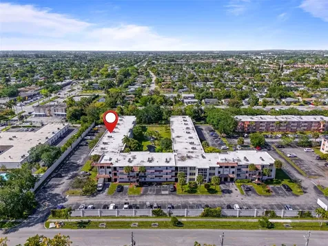 6005 Del Lago Circle Sunrise FL 33313