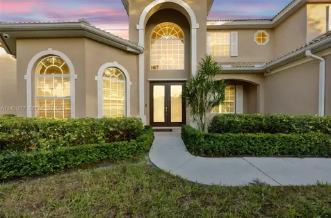 14832 Indigo Lakes Circle Naples FL 34119