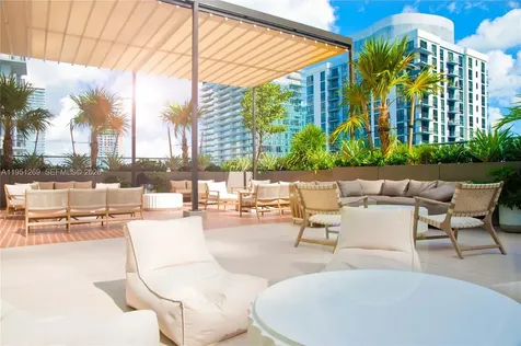 11 NE 6th Street Miami FL 33132