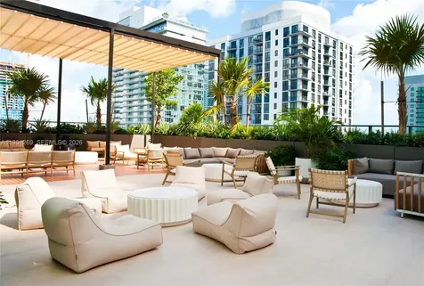 11 NE 6th Street Miami FL 33132