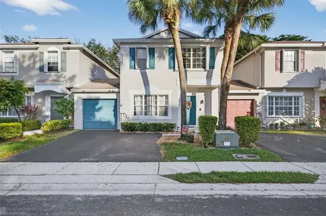 6008 N Golden Beauty Lane Tamarac FL 33321