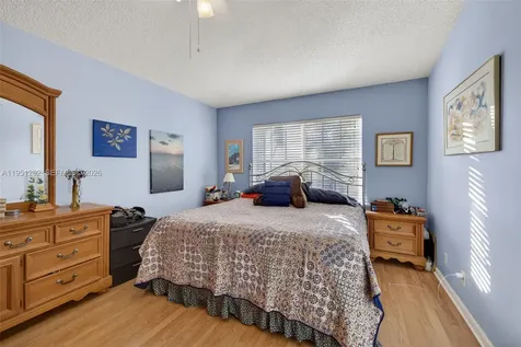 6008 N Golden Beauty Lane Tamarac FL 33321