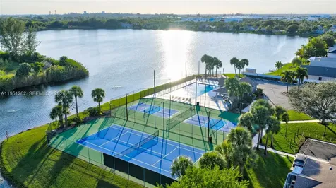 6008 N Golden Beauty Lane Tamarac FL 33321