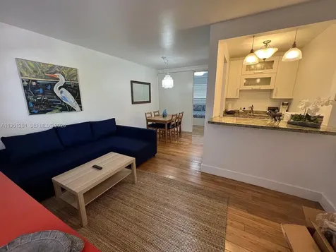 100 Sunrise Drive Key Biscayne FL 33149