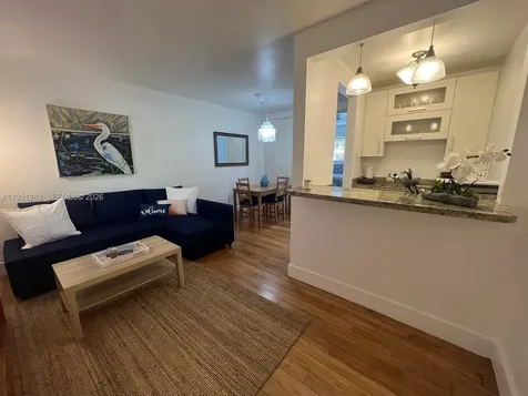100 Sunrise Drive Key Biscayne FL 33149