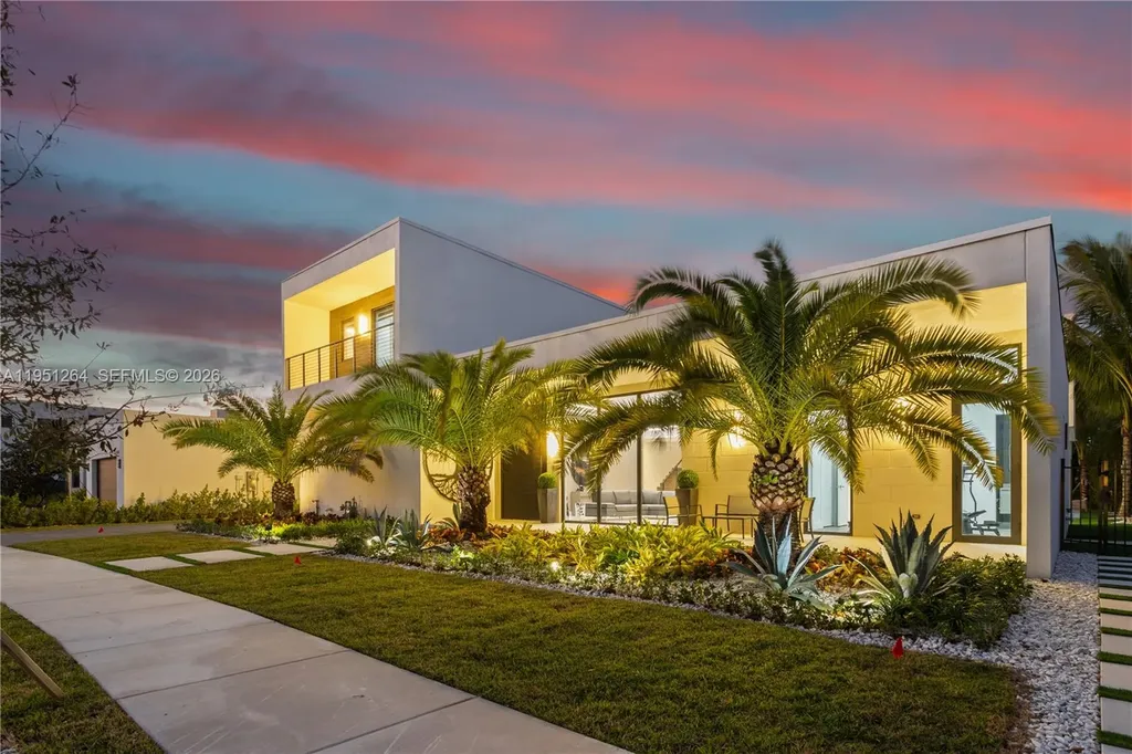 16773 S Botaniko Drive S Weston FL 33326