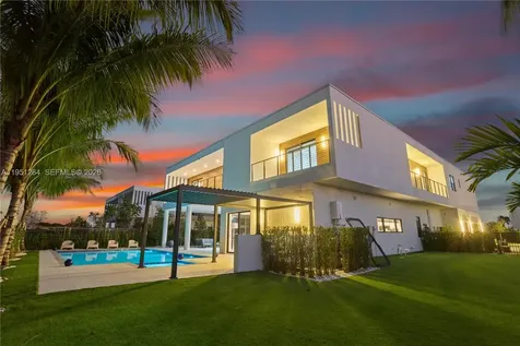 16773 S Botaniko Drive S Weston FL 33326