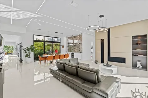 16773 S Botaniko Drive S Weston FL 33326