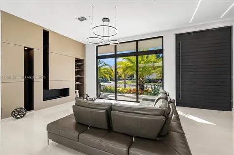 16773 S Botaniko Drive S Weston FL 33326