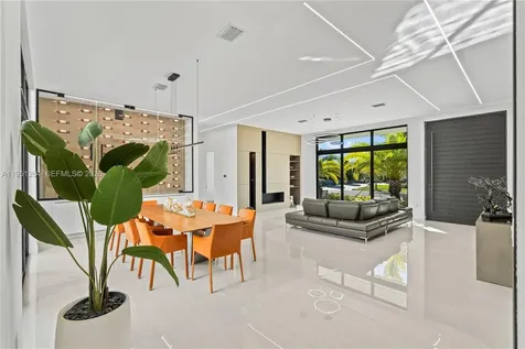 16773 S Botaniko Drive S Weston FL 33326