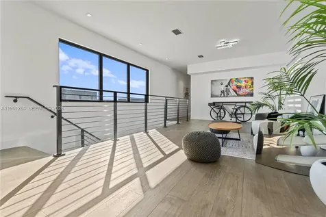 16773 S Botaniko Drive S Weston FL 33326