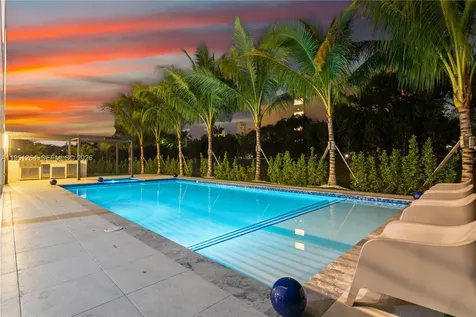 16773 S Botaniko Drive S Weston FL 33326