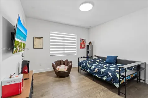 16773 S Botaniko Drive S Weston FL 33326