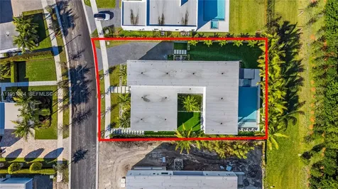 16773 S Botaniko Drive S Weston FL 33326