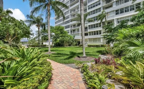 1170 N Federal Highway Fort Lauderdale FL 33304