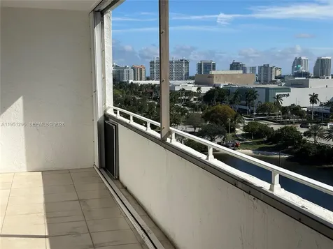 1170 N Federal Highway Fort Lauderdale FL 33304
