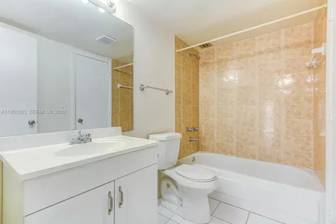 7528 SW 95th Place Miami FL 33173