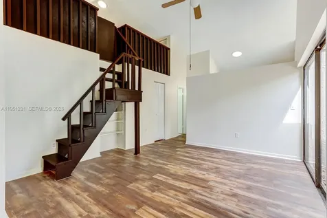 7528 SW 95th Place Miami FL 33173
