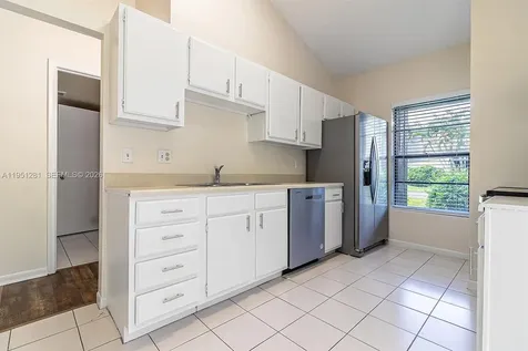 7528 SW 95th Place Miami FL 33173