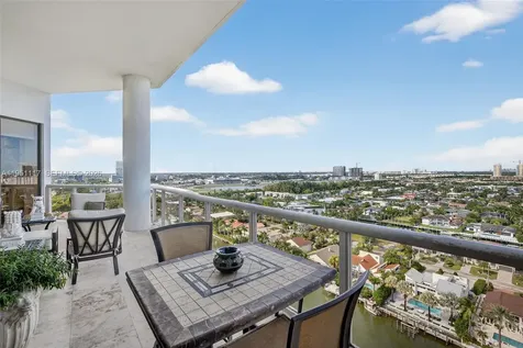 3598 Yacht Club Drive Aventura FL 33180