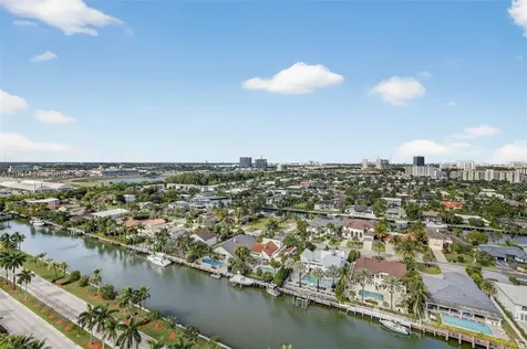 3598 Yacht Club Drive Aventura FL 33180
