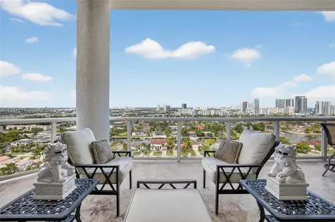 3598 Yacht Club Drive Aventura FL 33180
