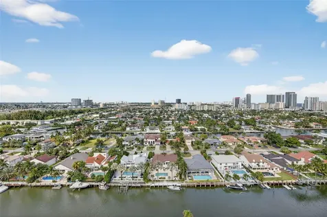 3598 Yacht Club Drive Aventura FL 33180