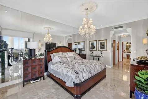 3598 Yacht Club Drive Aventura FL 33180